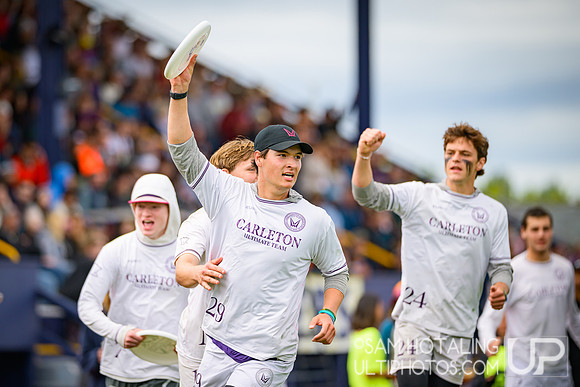 Colorado Mamabird vs Carleton College CUT in finals at USAU D-I College Championships