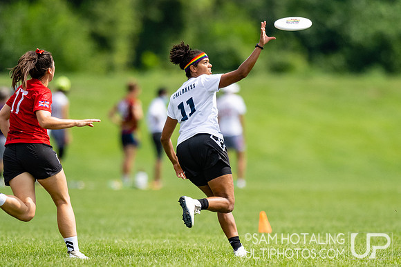 Bristol Women vs FABulous in pool play at World Ultimate Club Championships