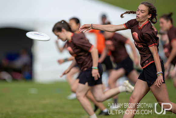 Day 1 of the USA Ultimate D-I College Championships