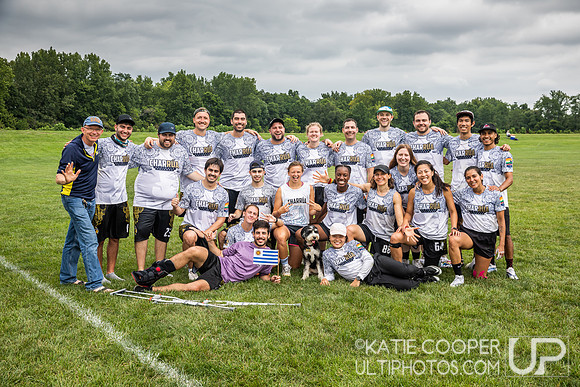 Charrua team photo
