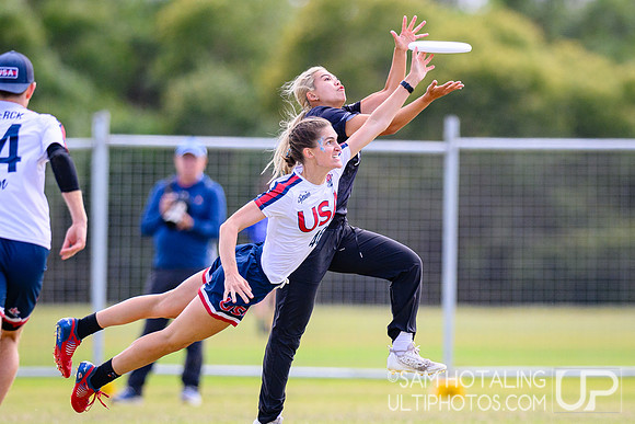 Power-pool play during World Ultimate Championships at Runaway Bay Precinct