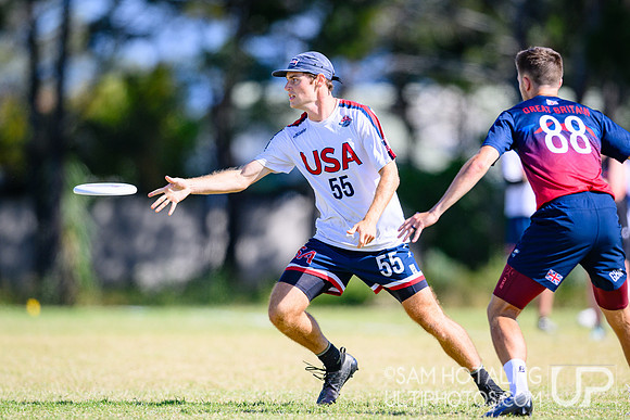 Mixed power-pools during World Ultimate Championships at Runaway Bay Sports Precinct