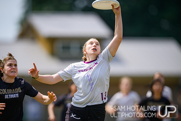 Colorado Quandary vs Washington Element in quarterfinals at USAU D-I College Championships