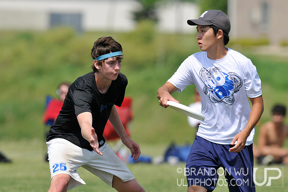 Sunday Open Bracket Play - 2012 USAU D-III College Championships