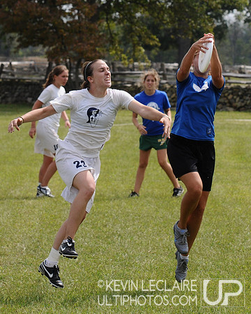 Sunday Women's Division - Georgetown v. Dirty Ladies A - 2009 Capital Sectionals