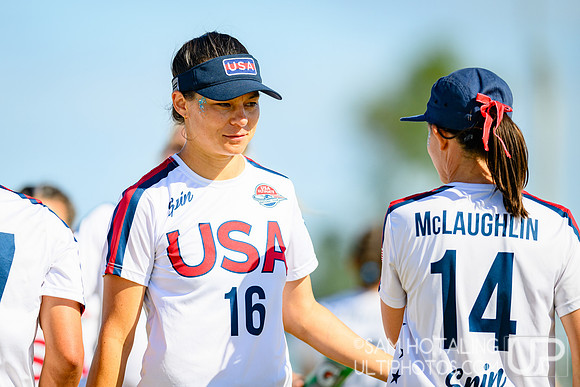 Mixed power-pools during World Ultimate Championships at Runaway Bay Sports Precinct