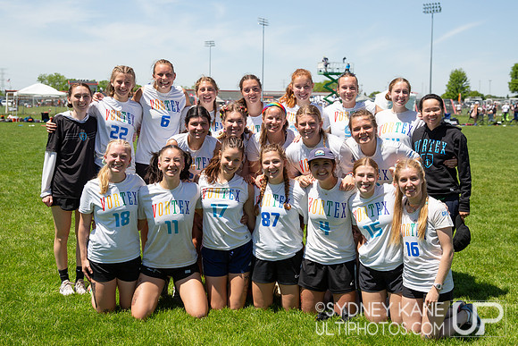 St Olaf Team Photo 2024 USA Ultimate Division III College Champi