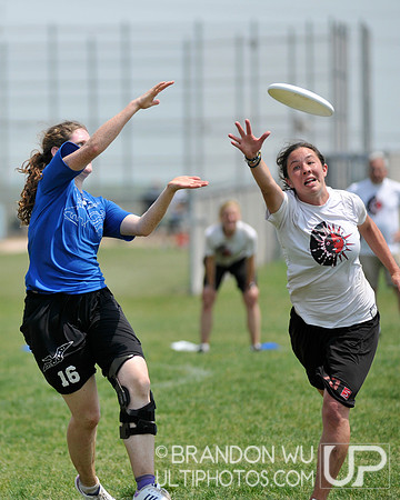 Sunday Women's Preview - 2012 USAU D-III College Championships