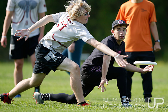 Day 1 of USA Ultimate 2022 D-III College Championships.