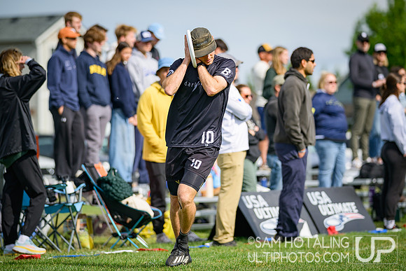 Colorado Mamabird vs North Carolina Darkside in quarterfinals at USAU D-I College Championships