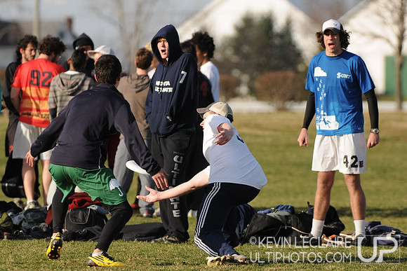 Sunday Open Division Pre-Quarters Round Action