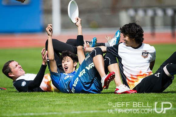 Riptide_Flamethrowers_20140427_140624_JBP01052