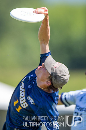 Day 2 of the USA Ultimate D-I College Championships