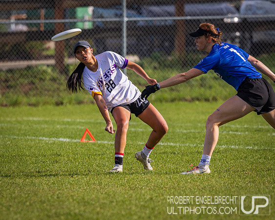 Edmonton, AB: Canadian Ultimate Seniors Championships 2025. Sund