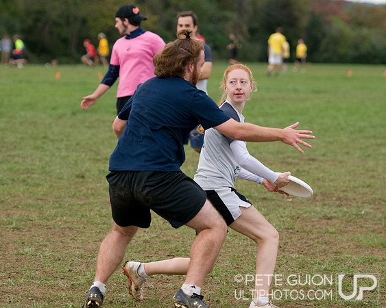Round 5 Pool Play action from Patriot Games 2011.