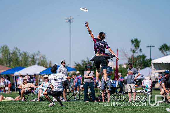 Pool play at 2024 USAU Youth Club Championship