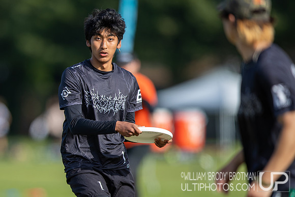Day 2 of the USA Ultimate D-I College Championships