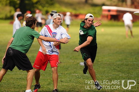 Saturday Elite Open division action -- Chesapeake Open 2010