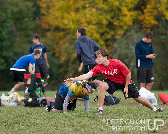 Round 5 Pool Play action from Patriot Games 2011.