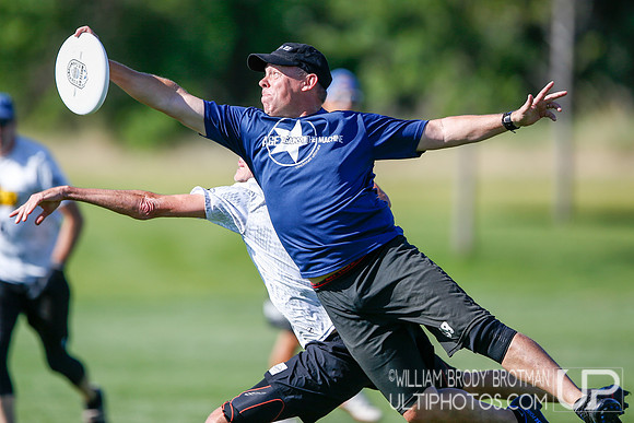 Day 1 of 2022 USA Ultimate Masters Championships