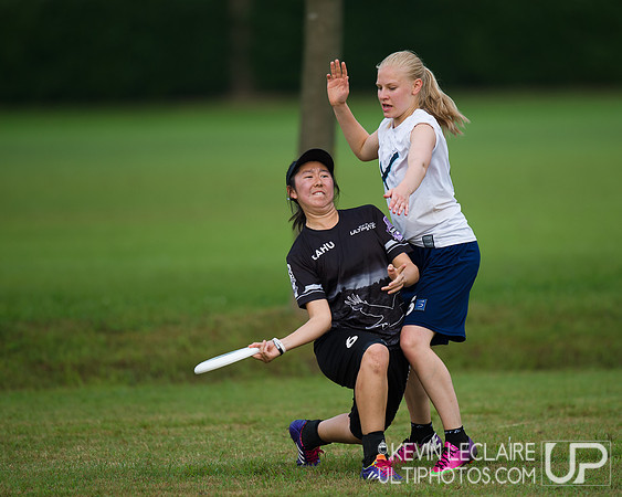 Tuesday Round 5 Pool Play Action
