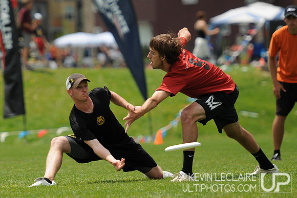 Open Semis - CUT v Iowa - 2011 College Championships