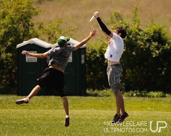 Saturday Elite Open division action -- Chesapeake Open 2010