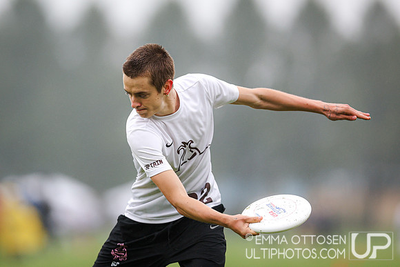 Saturday full coverage from USAU D-IIII College Championships: Round 1
