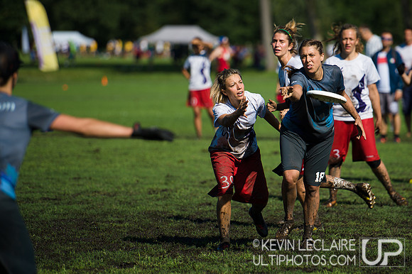 Monday WUCC 2014 Pool Play Action