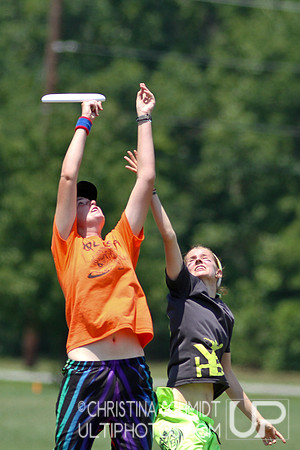 Sunday Girls Finals -- USAU 2012 HS Southerns