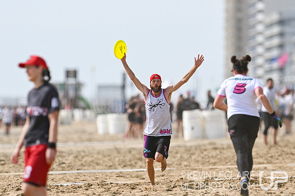 Sunday Action - 2025 Beach Championships