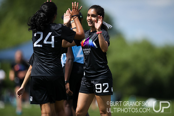 USA Ultimate YCC 2022 -- U17 Girls Finals Action