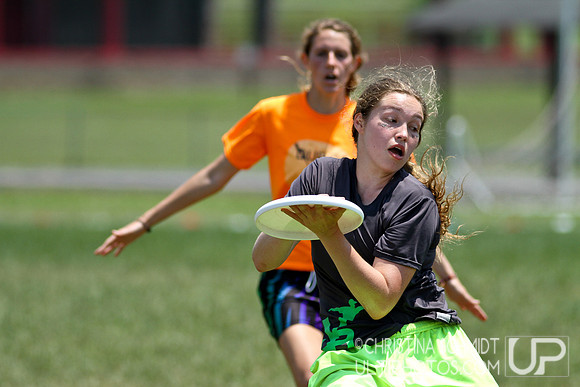Sunday Girls Finals -- USAU 2012 HS Southerns
