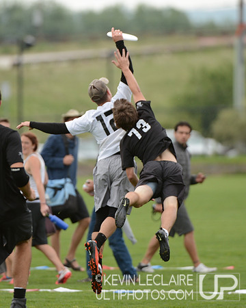 2012 USAU D-I College Championships Friday Action