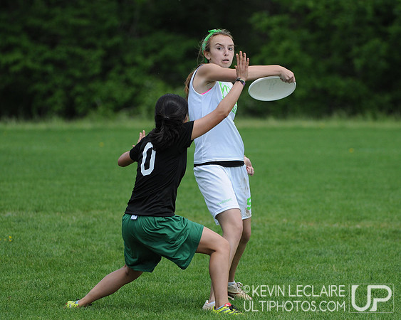 Saturday 10:45am Girls Divison -- 2011 High School Easterns