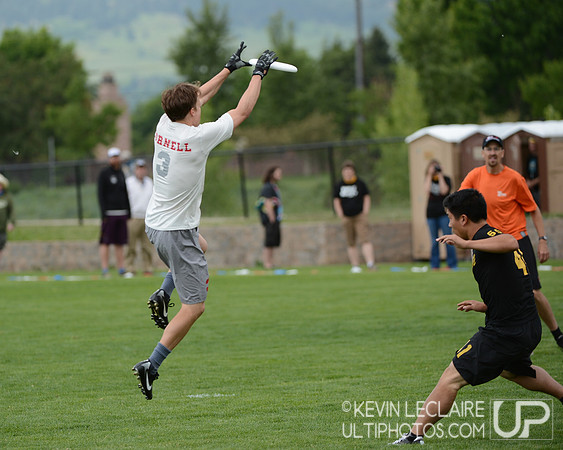 2012 USAU D-I College Championships Friday Action
