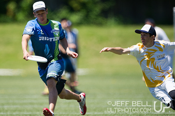 Riptide_Lions_20140607_130804_JBP00254