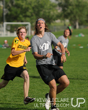 2012 USAU D-I College Championships Saturday Action