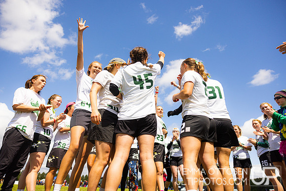 Sunday full coverage from USAU D-IIII College Championships: Semi-Finals