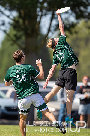 Day 2 of the USA Ultimate D-I College Championships