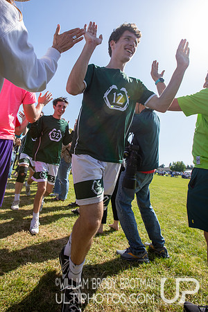 Day 2 of the USA Ultimate D-I College Championships