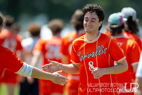 Day 2 of the USA Ultimate D-I College Championships