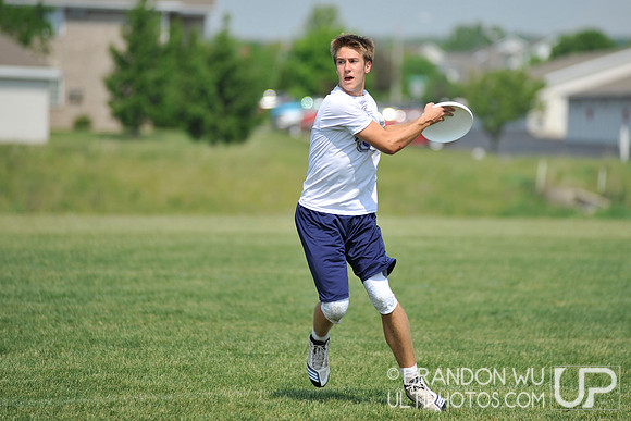 Sunday Open Bracket Play - 2012 USAU D-III College Championships