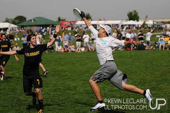 2012 USAU D-I College Championships Saturday Action