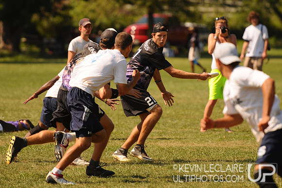 Sunday Elite Open Playoff action -- Chesapeake Open 2010