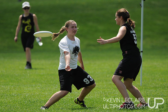 Saturday 10:45am Girls Divison -- 2011 High School Easterns