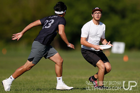 Day 3 of USA Ultimate 2022 D-III College Championships