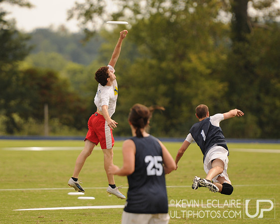Sunday action at 2010 Capital Mixed Sectionals.
