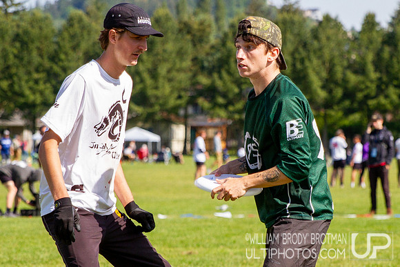 Day 2 of the USA Ultimate D-I College Championships