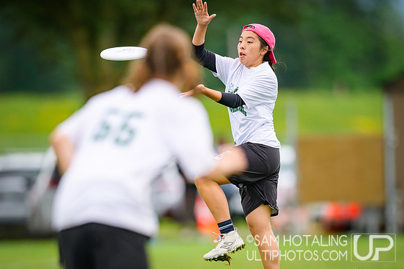 Haverford/Bryn Mawr Sneetches vs Wesleyan Vicious Circles in finals at USAU D-III College Championships